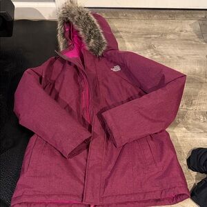 NWOT The North Face Kids' Magenta Puffer Jacket with Fur Hood